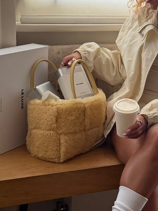 The Ultimate Guide to Travel Laundry: Staying Fresh on the Go